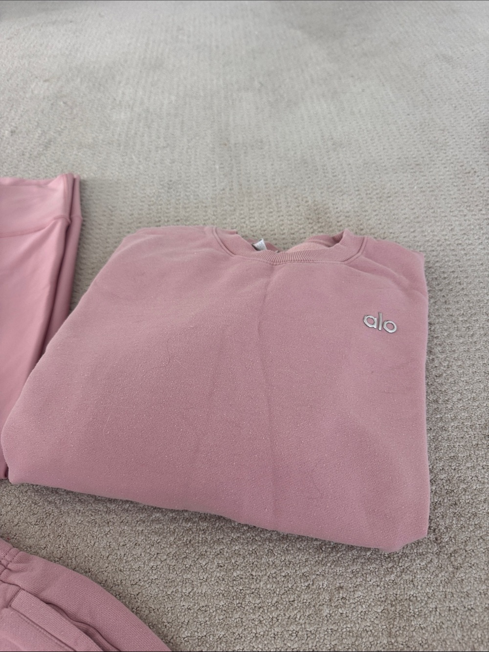 ALO 4 piece set Mauve Pink Athletic Lounge Shorts - Picture 2 of 4